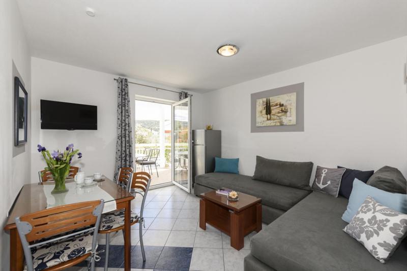 Apartments Luka - Trogir, Marina 150M From The Beach Eksteriør bilde