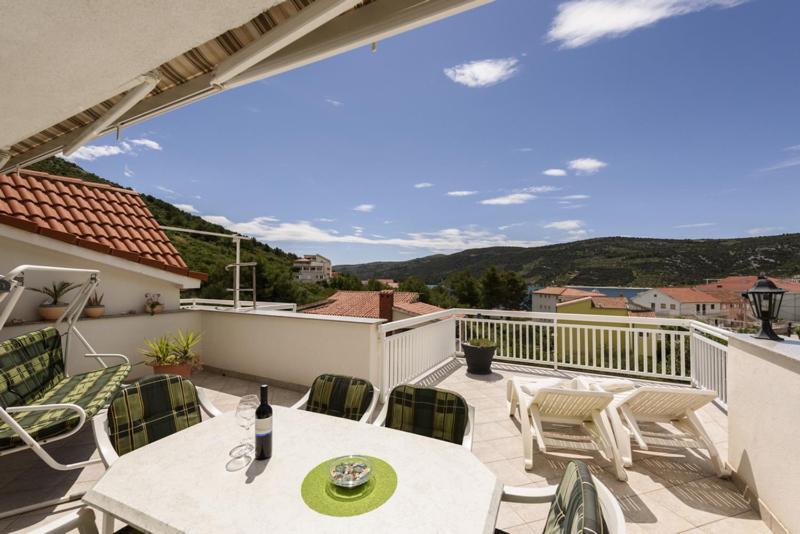 Apartments Luka - Trogir, Marina 150M From The Beach Eksteriør bilde