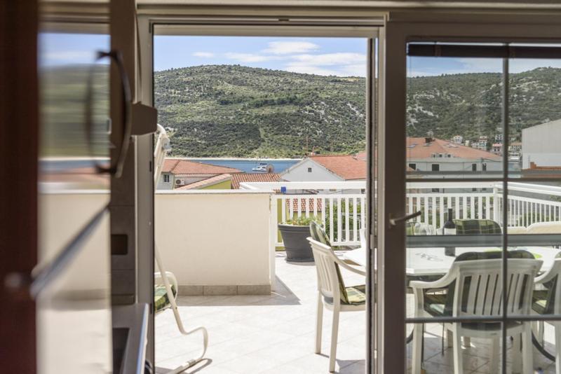 Apartments Luka - Trogir, Marina 150M From The Beach Eksteriør bilde